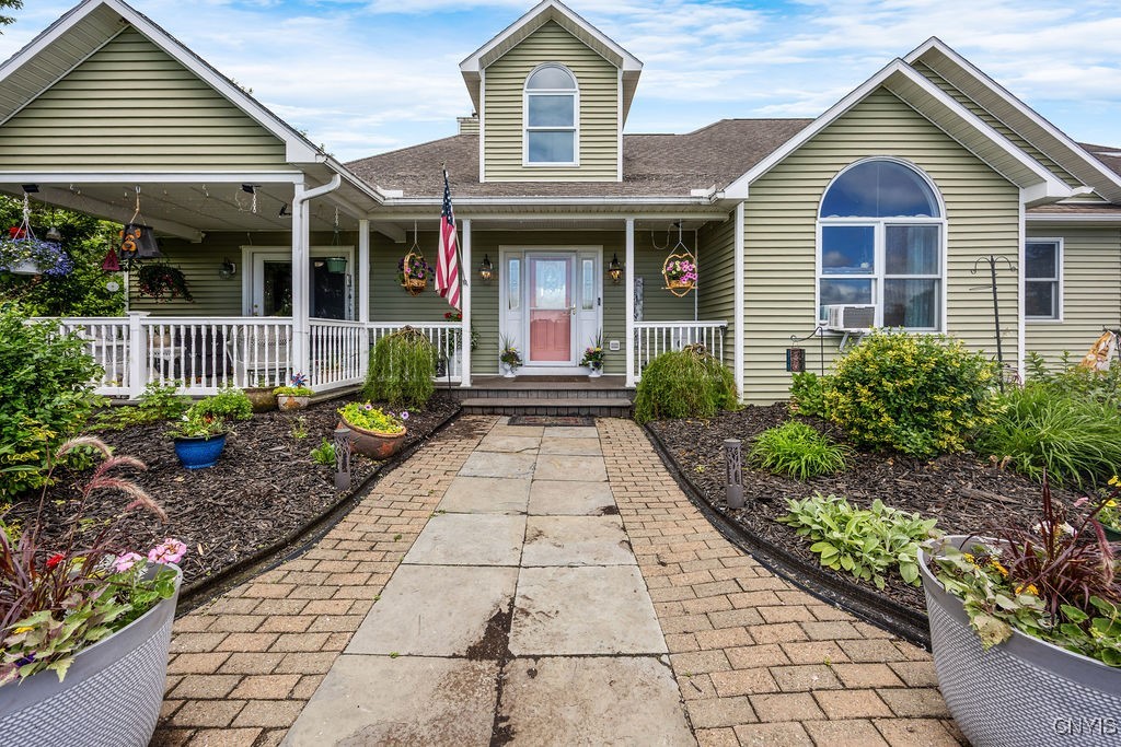 5479 Lake Road