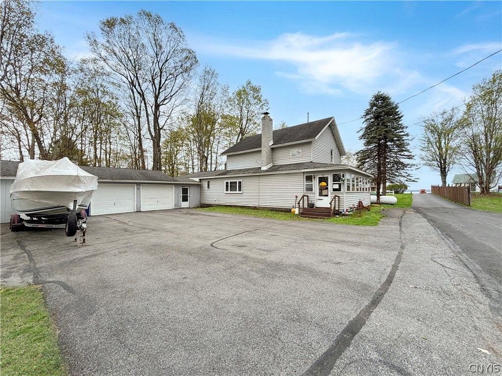 Photo of 7 Coleman Drive, Constantia, NY 13044 (MLS # S1678098)