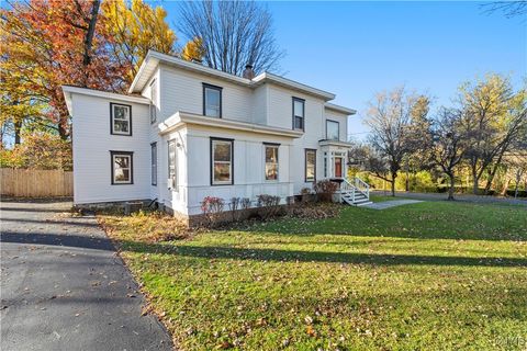 312 Elm Street, Manlius, NY 13066 - #: S1592238