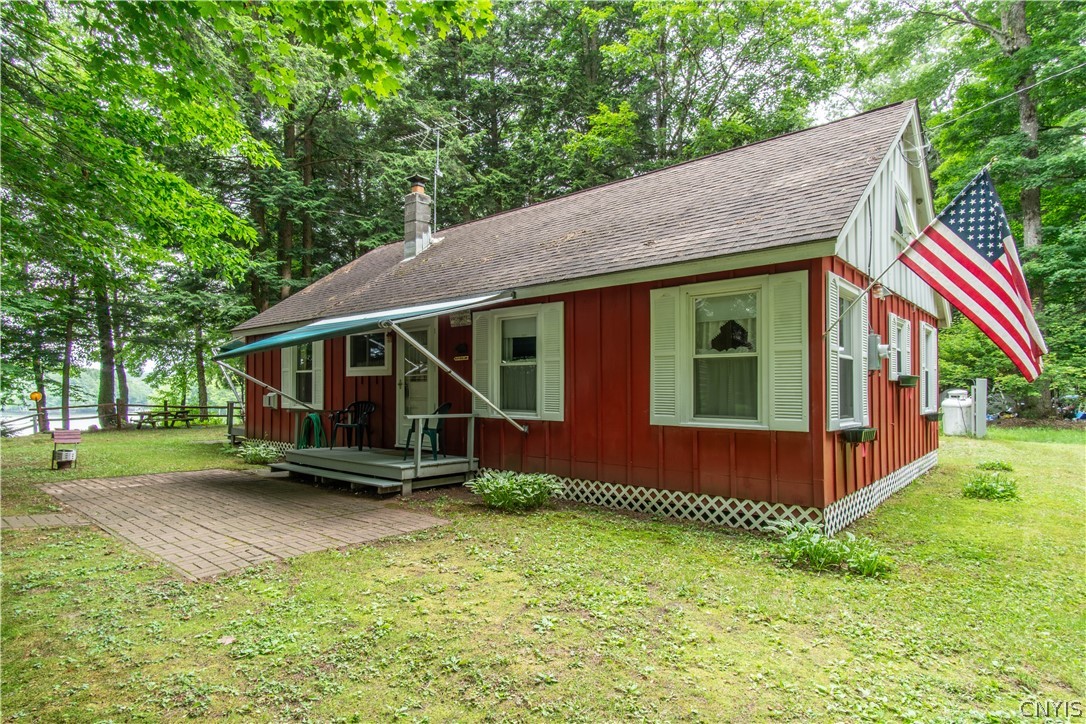1135 Hemlock Hills Road