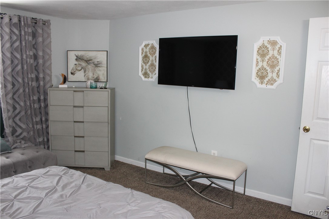 8752 Honeycomb, Cicero, New York image 30
