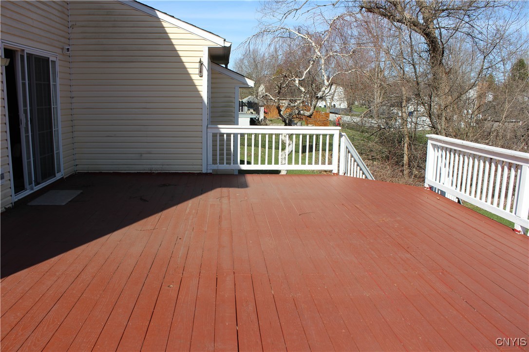 8752 Honeycomb, Cicero, New York image 38