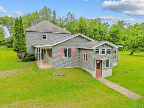 Tiny photo for 42 Grafton Square Road, Parish, NY 13131 (MLS # S1693644)