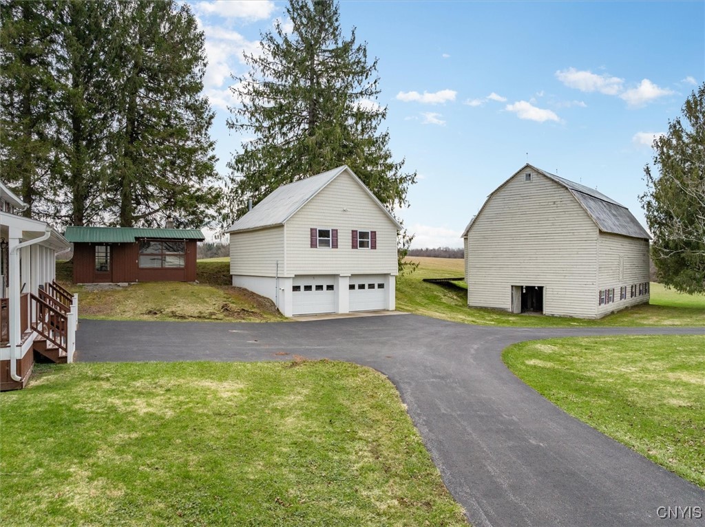 680 N Creek Road