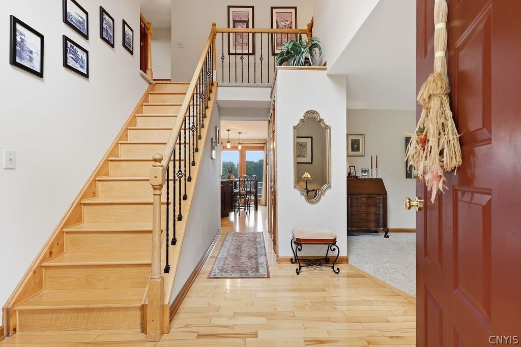 5372 Barrows Pointe