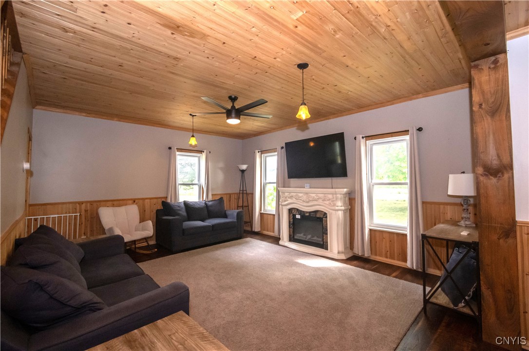 Fleming, New York 13160, United States, 3 Bedrooms Bedrooms, ,1 BathroomBathrooms,Residential,Active,197617