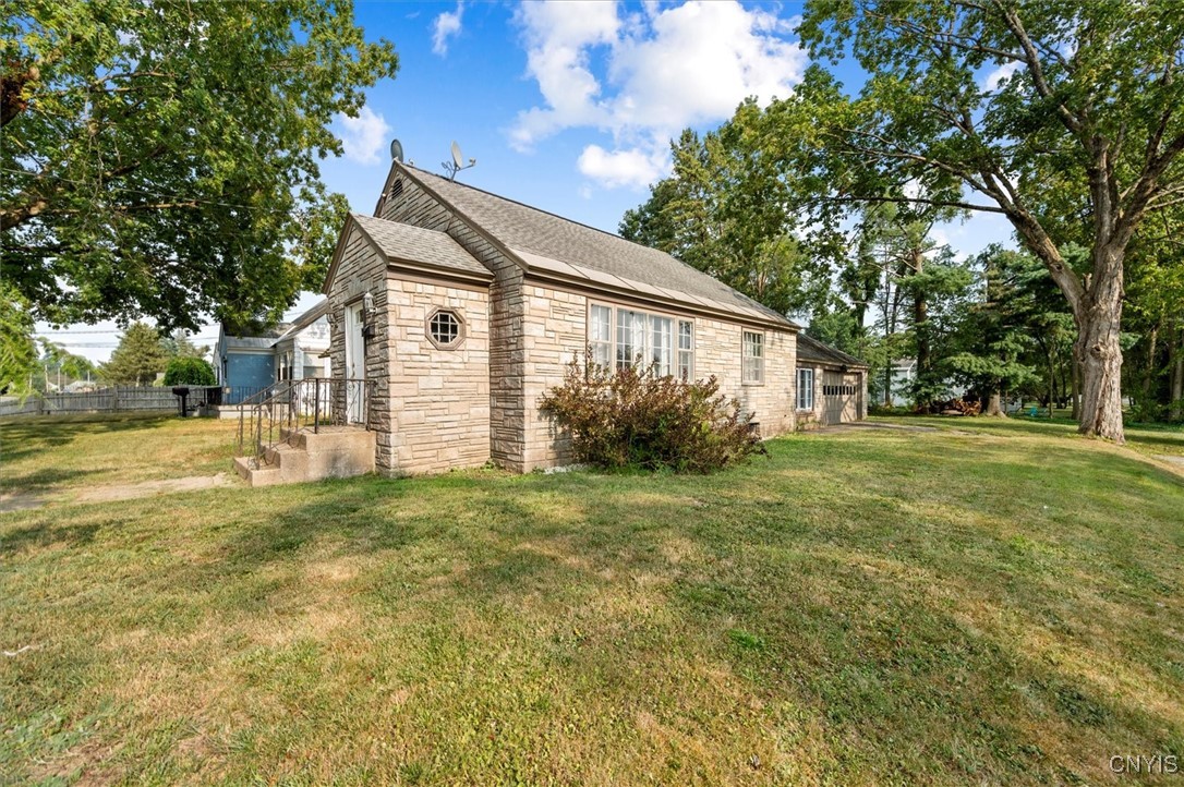 900 Valentine Avenue