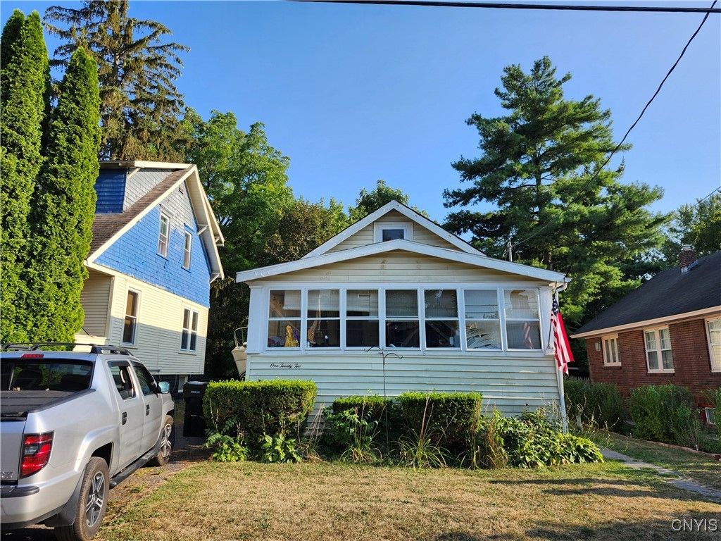 Photo of 122 Cordova Street, Syracuse, NY 13205 (MLS # S1652755)