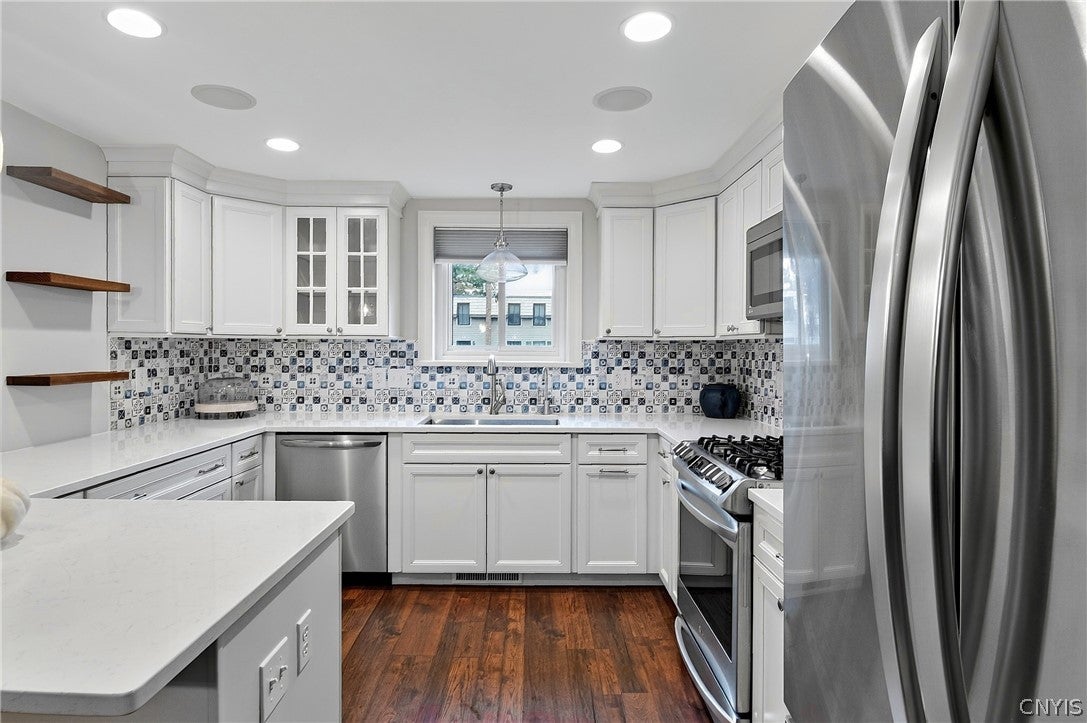 80 Chestnut Hills