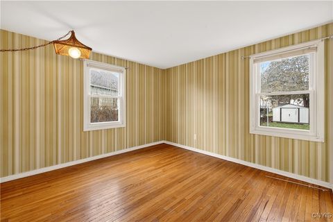 Tiny photo for 246 Academy Place, Syracuse, NY 13207 (MLS # S1655448)