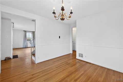 Tiny photo for 246 Academy Place, Syracuse, NY 13207 (MLS # S1655448)