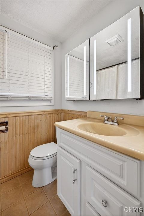 Tiny photo for 246 Academy Place, Syracuse, NY 13207 (MLS # S1655448)