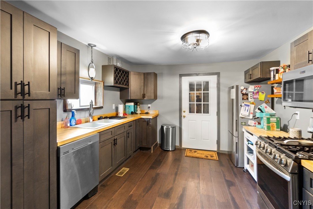 523 Ulster Street, Syracuse, New York image 2