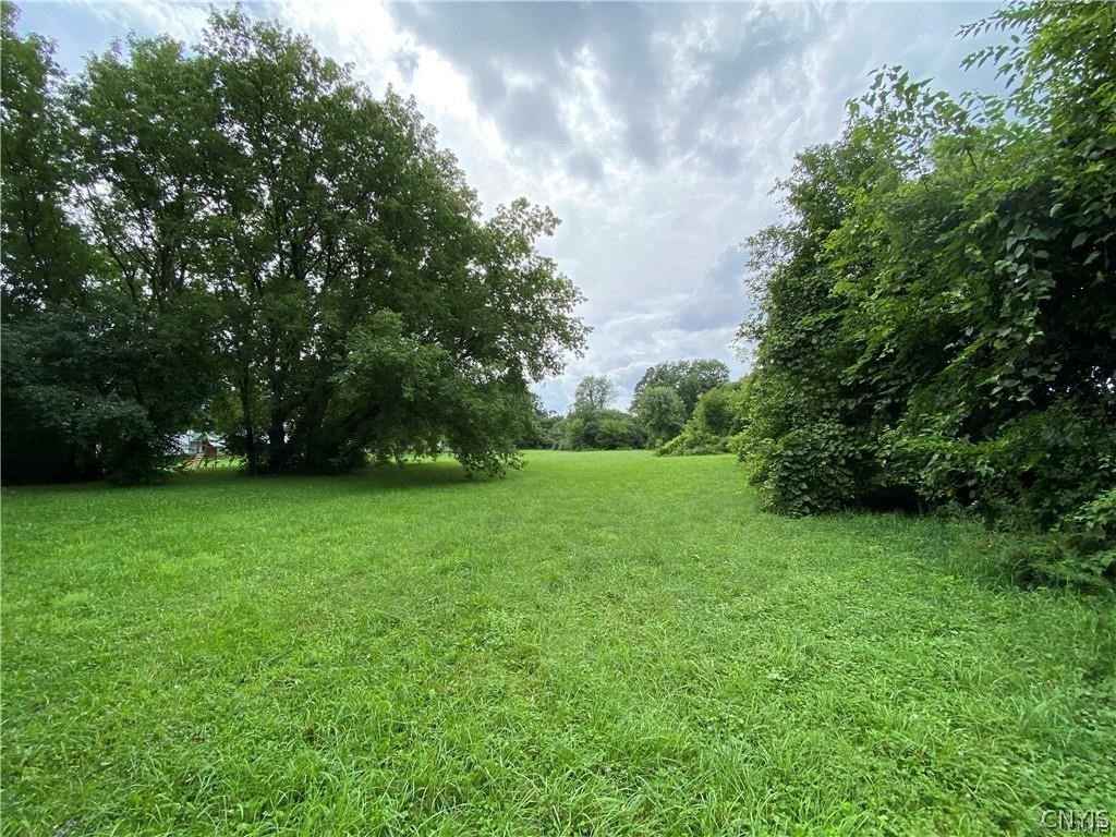 9 acres Buckley Road