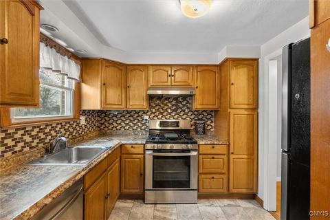 Tiny photo for 4307 Candlelight Lane, Clay, NY 13090 (MLS # S1655241)