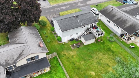Tiny photo for 30 Royal Brook Lane, New Hartford, NY 13417 (MLS # S1702687)