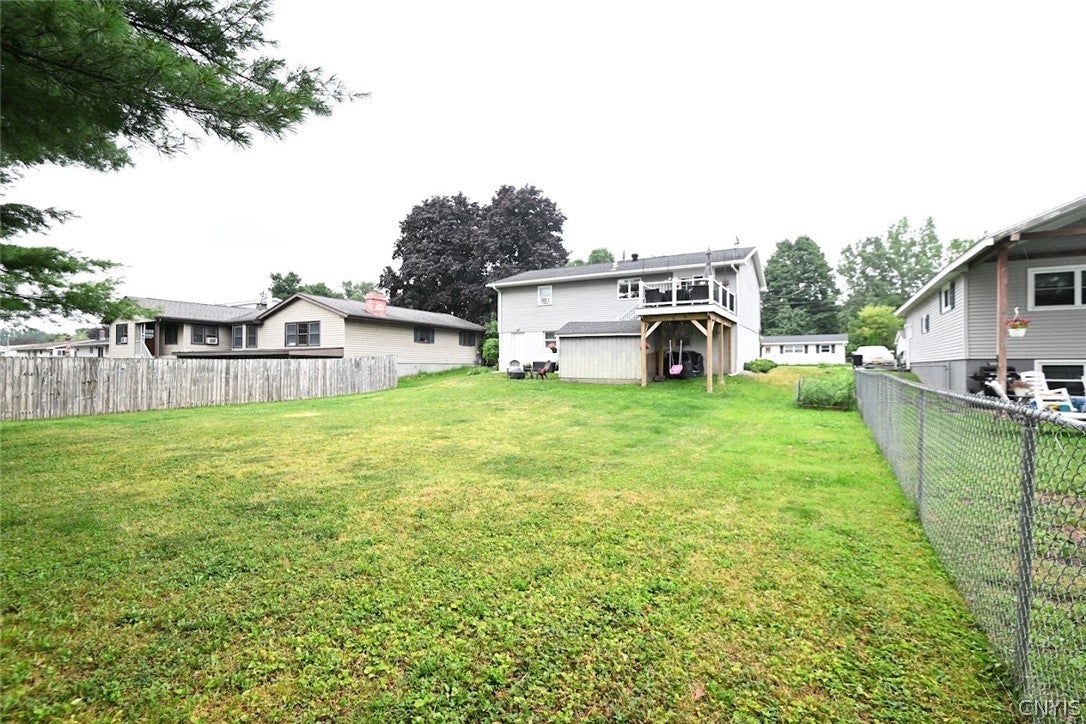 30 Royal Brook Lane