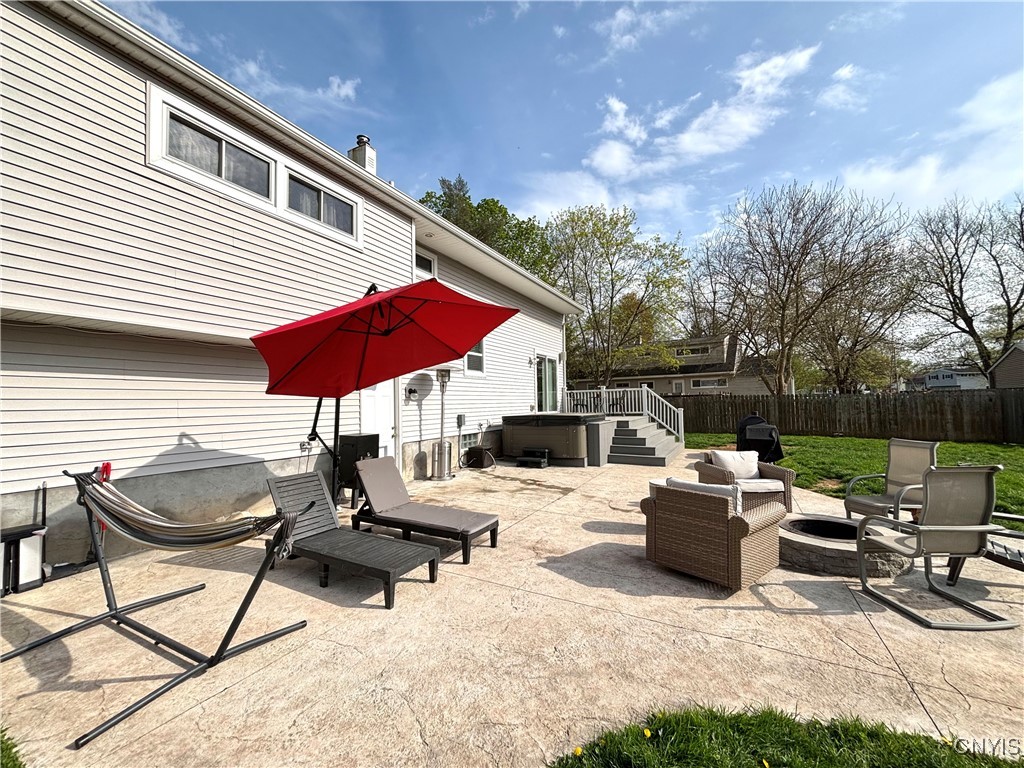 3 Gooseberry Lane, Clay, New York image 6