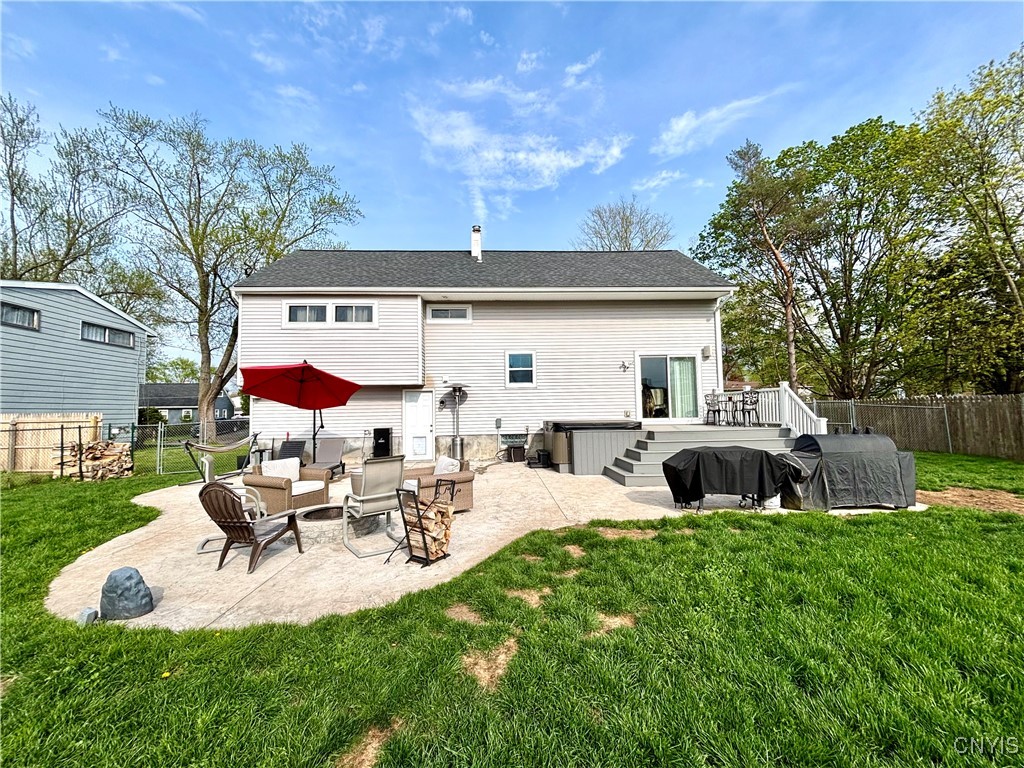 3 Gooseberry Lane, Clay, New York image 10