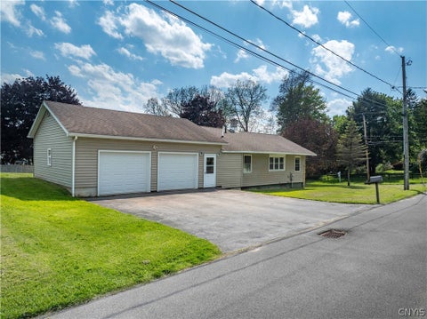 Homes For Sale - 421 N Sixth Street<br/> Fulton, NY 13069