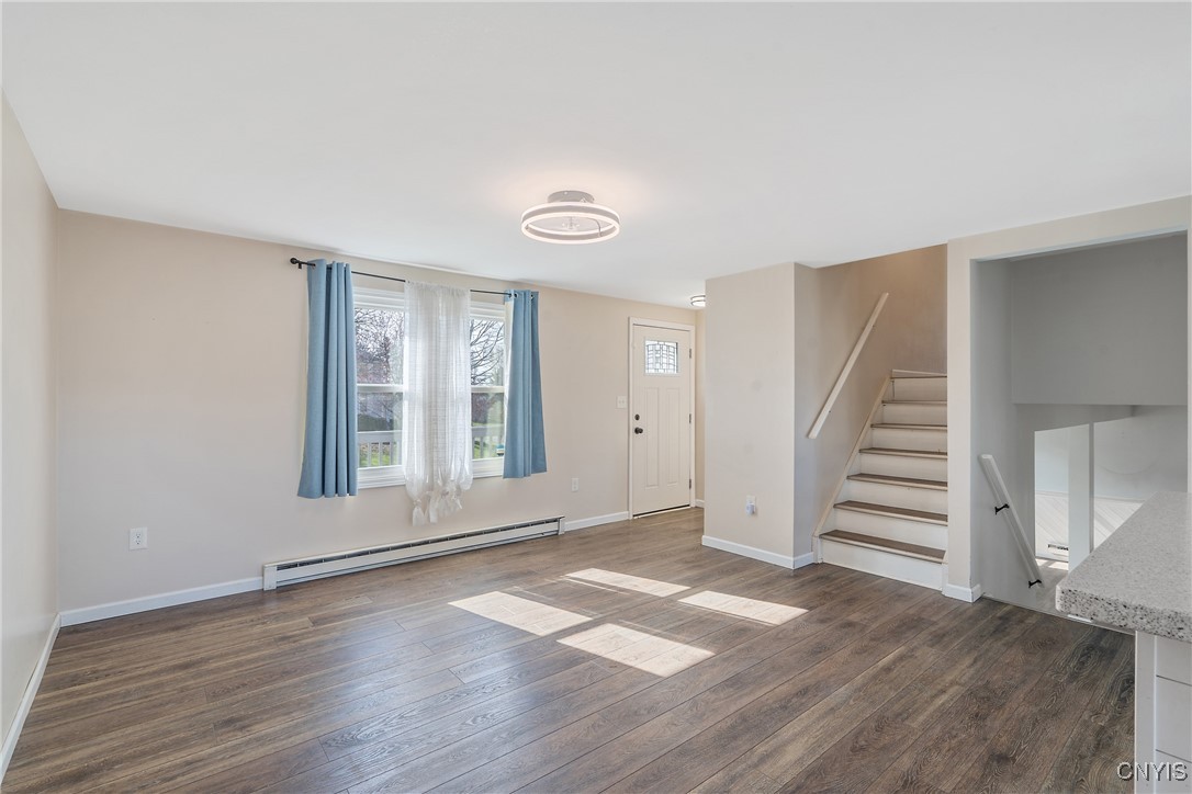 8427 Quadrant Lane, Clay, New York image 5