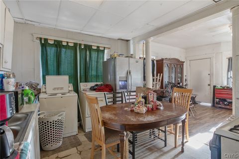 Tiny photo for 913 Lemoyne Avenue #15, Syracuse, NY 13208 (MLS # S1701705)