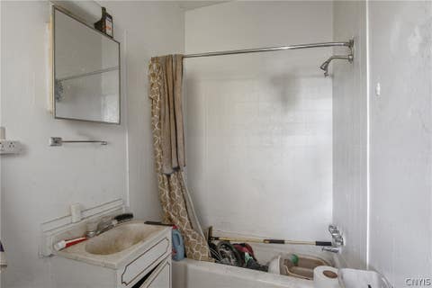 Tiny photo for 913 Lemoyne Avenue #15, Syracuse, NY 13208 (MLS # S1701705)