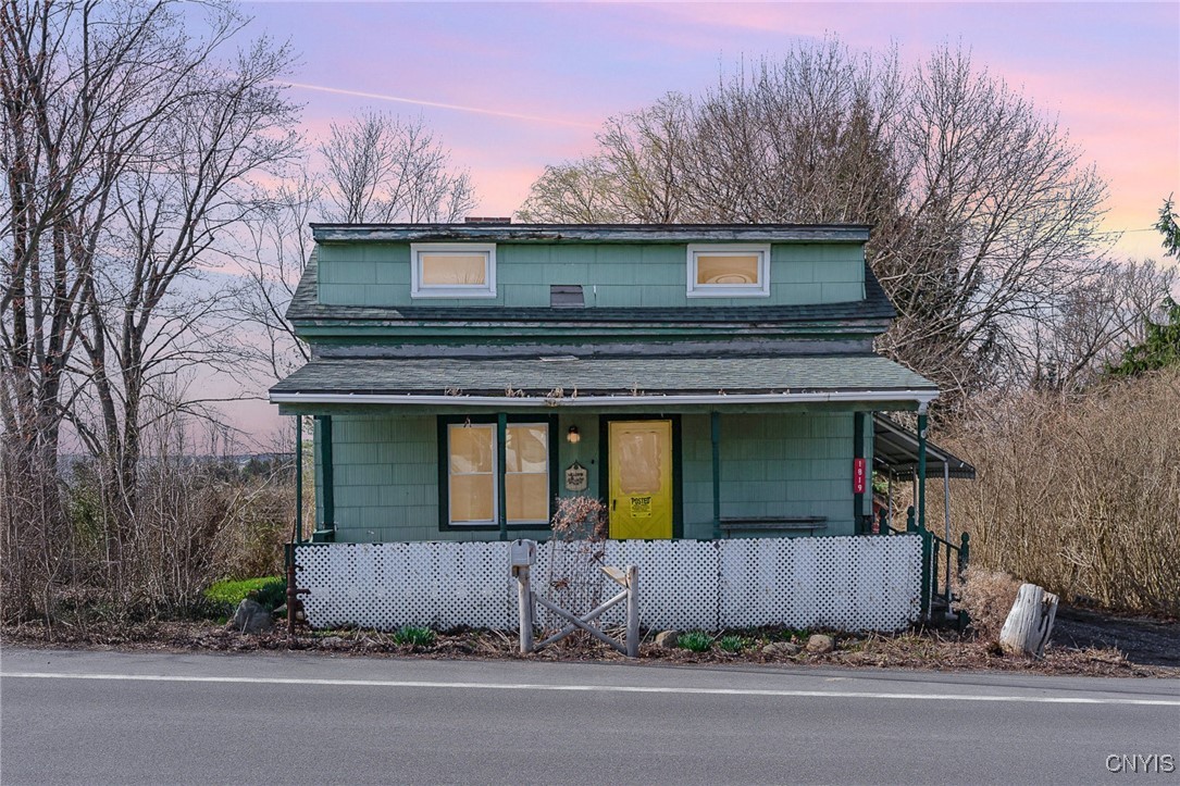 1819 E Lake Road