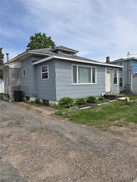 Homes For Sale - 611 S 4th Street<br/> Fulton, NY 13069