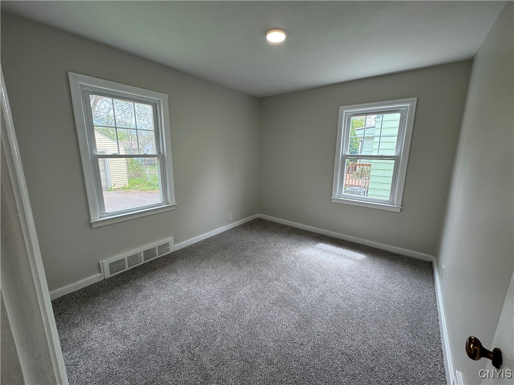 2025 Valley Drive, Syracuse, New York image 20