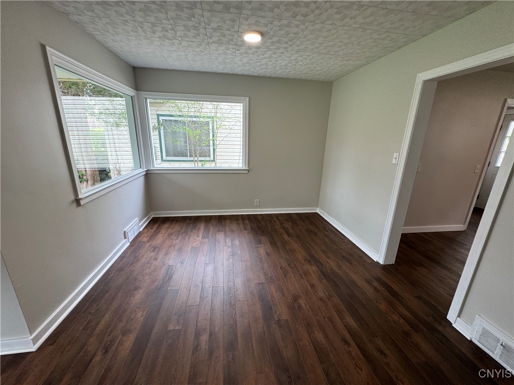 2025 Valley Drive, Syracuse, New York image 10