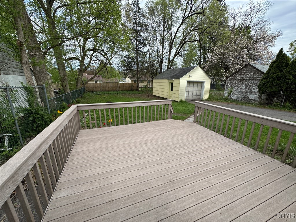 2025 Valley Drive, Syracuse, New York image 33