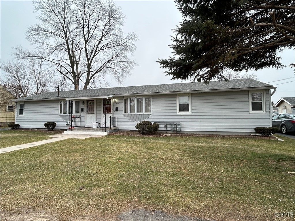 Photo of 415 Hazelhurst Avenue, DeWitt, NY 13206 (MLS # S1655808)