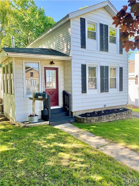 Homes For Sale - 142 E Oneida Street<br/> Oswego County, Oswego, NY 13126