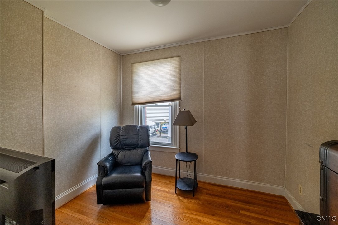 21 Hillside Avenue