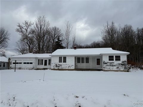 9585 Roberts Road Sauquoit NY 13413
