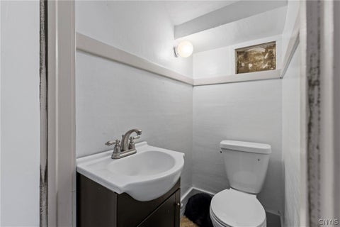 Tiny photo for 468 Whittier Avenue, Syracuse, NY 13204 (MLS # S1697672)
