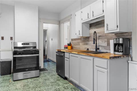 Tiny photo for 468 Whittier Avenue, Syracuse, NY 13204 (MLS # S1697672)