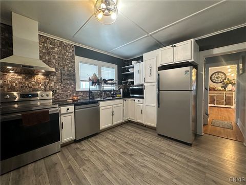 Tiny photo for 1100 Wadsworth Street, Syracuse, NY 13208 (MLS # S1660743)