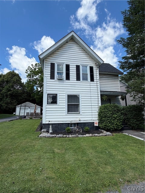 Homes For Sale - 59 Cayuga Street<br/> Auburn, NY 13021