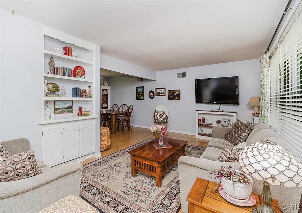 5458 Oxbow Road