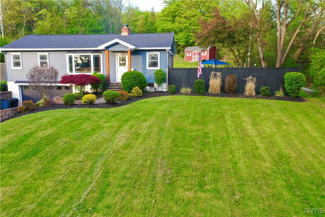 2536 E Lake Road