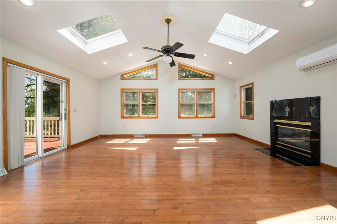 6 Viburnum Place, New Hartford, New York image 17