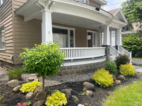 Photo of 61 2nd Street, German Flatts, NY 13357 (MLS # S1724800)