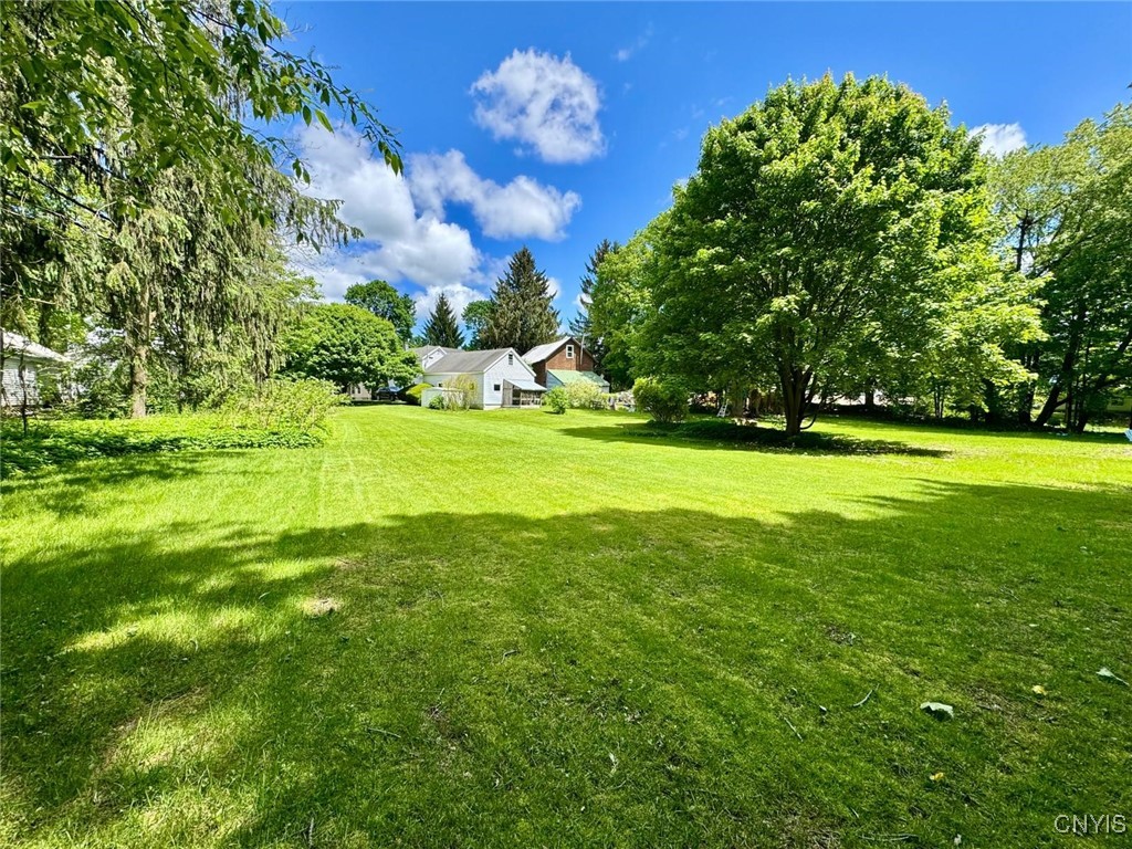 109 Clinton Avenue, Cortland, New York image 25