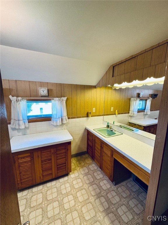 109 Clinton Avenue, Cortland, New York image 18