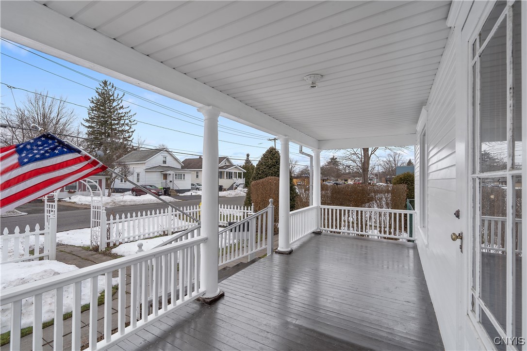 111 Maxwell Avenue, Cicero, New York image 3
