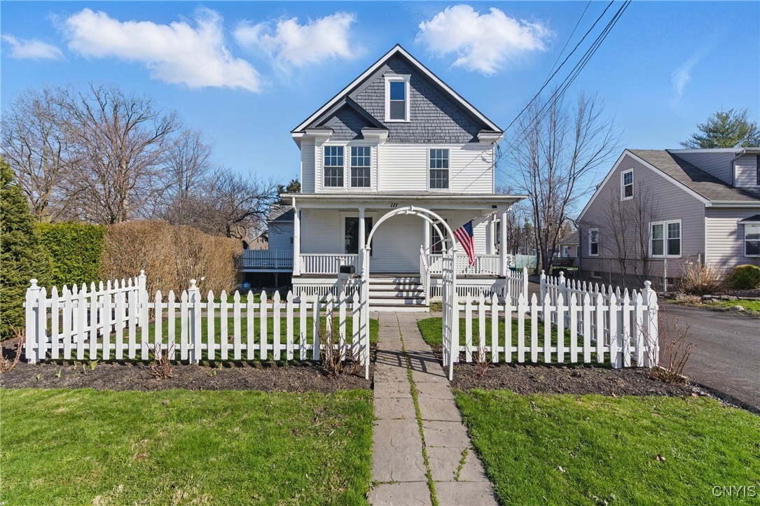 111 Maxwell Avenue, Cicero, New York image 2