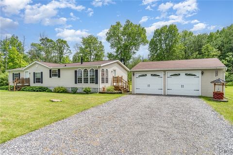 4245 State Route 49 Pennellville NY 13132