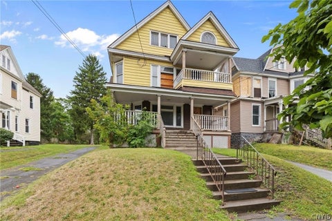 Photo of 1522 S State St #1 LOWER Street, Syracuse, NY 13205 (MLS # S1711926)